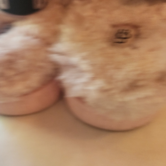 UGG slippers - Picture 7 of 11